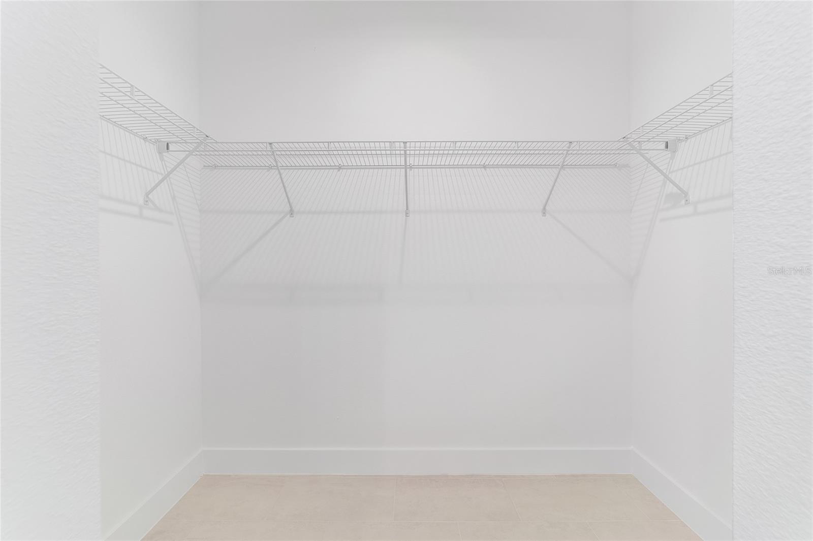 Image 36 of 73 For 7 Oak Trail 