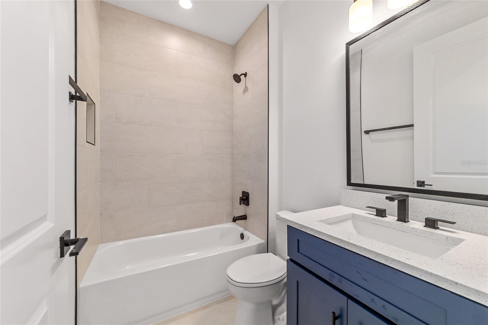 Image 40 of 73 For 7 Oak Trail 