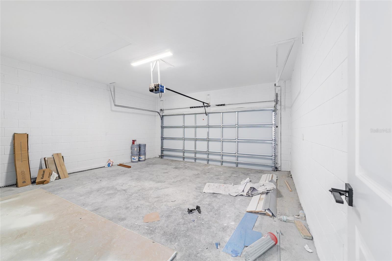 Image 44 of 73 For 7 Oak Trail 