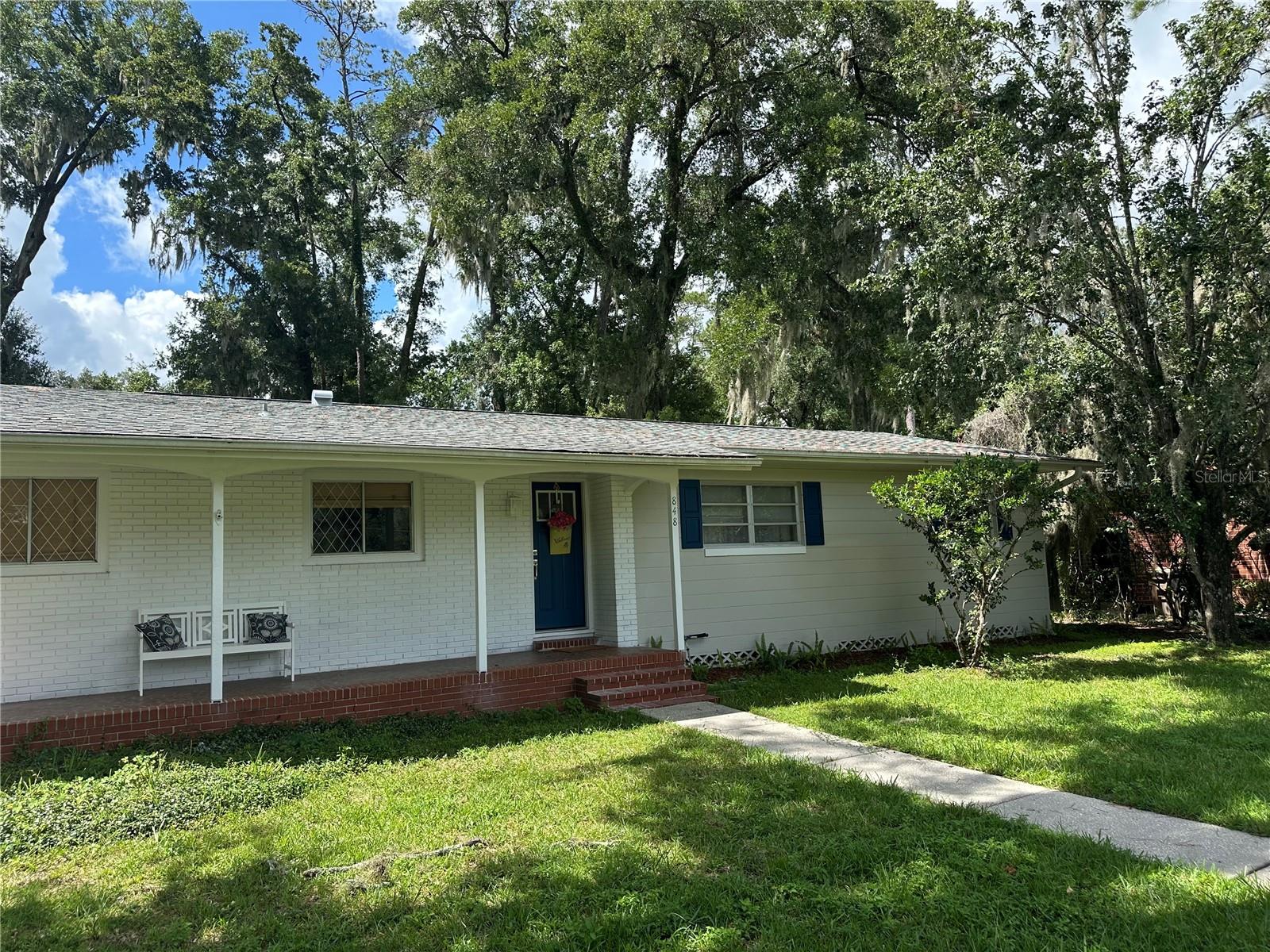 Image 4 of 24 For 848 Se 23rd Street
