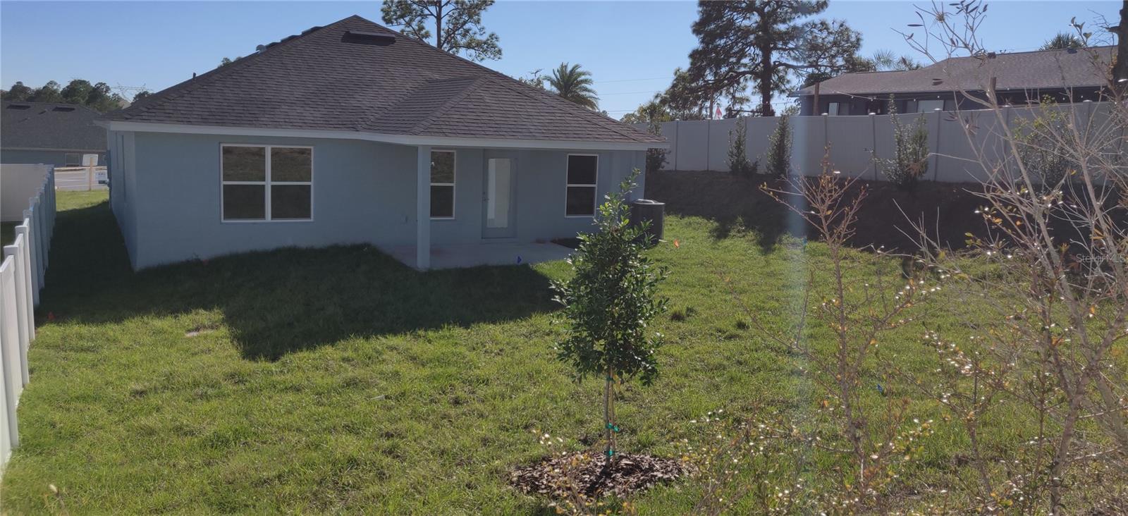 Image 13 of 23 For 13175 Gulf Bay Lane