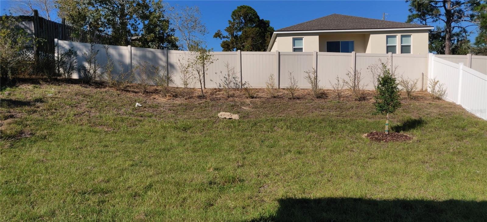 Image 15 of 23 For 13175 Gulf Bay Lane