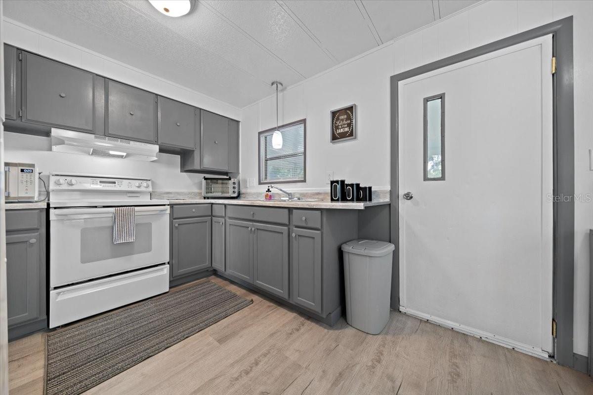 Image 77 of 80 For 15210 103rd Terrace
