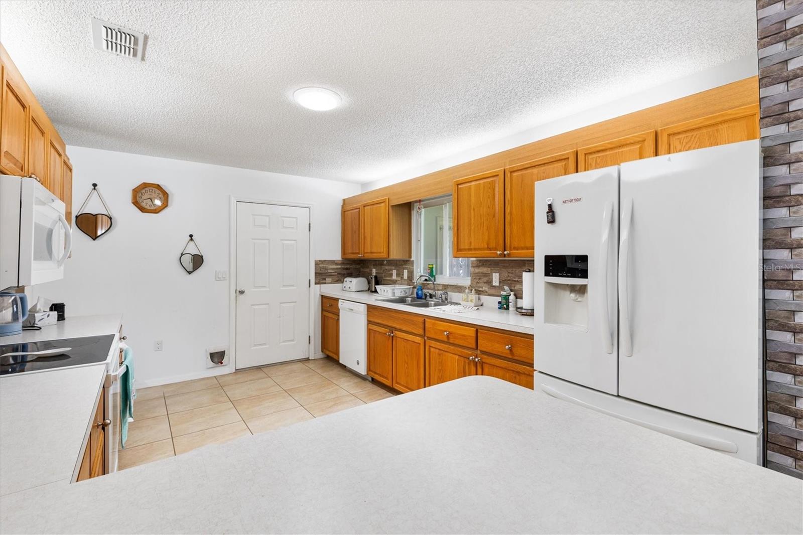 Image 12 of 43 For 9667 173rd Lane