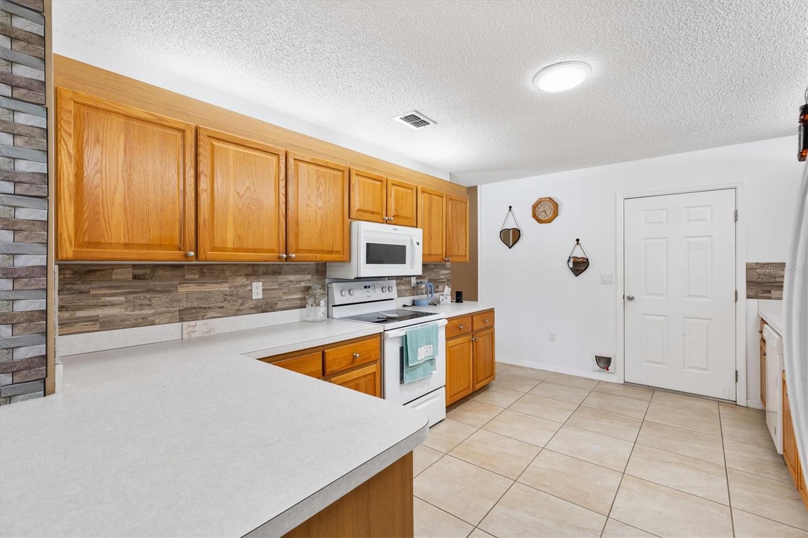 Image 13 of 43 For 9667 173rd Lane