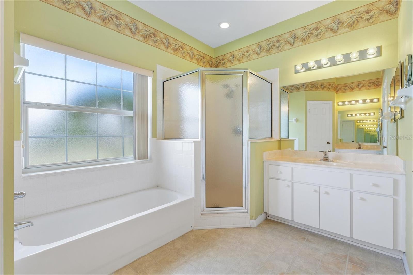 Image 18 of 61 For 17409 111th Circle