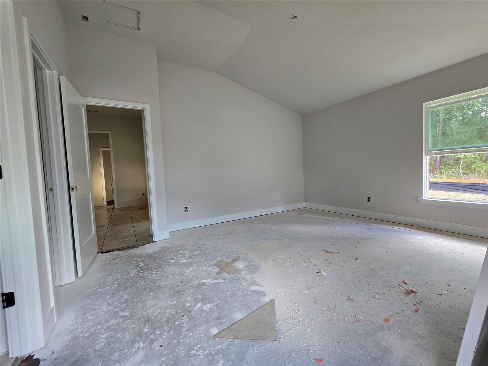 Listing photo id 24 for 2609 Clearwood Street