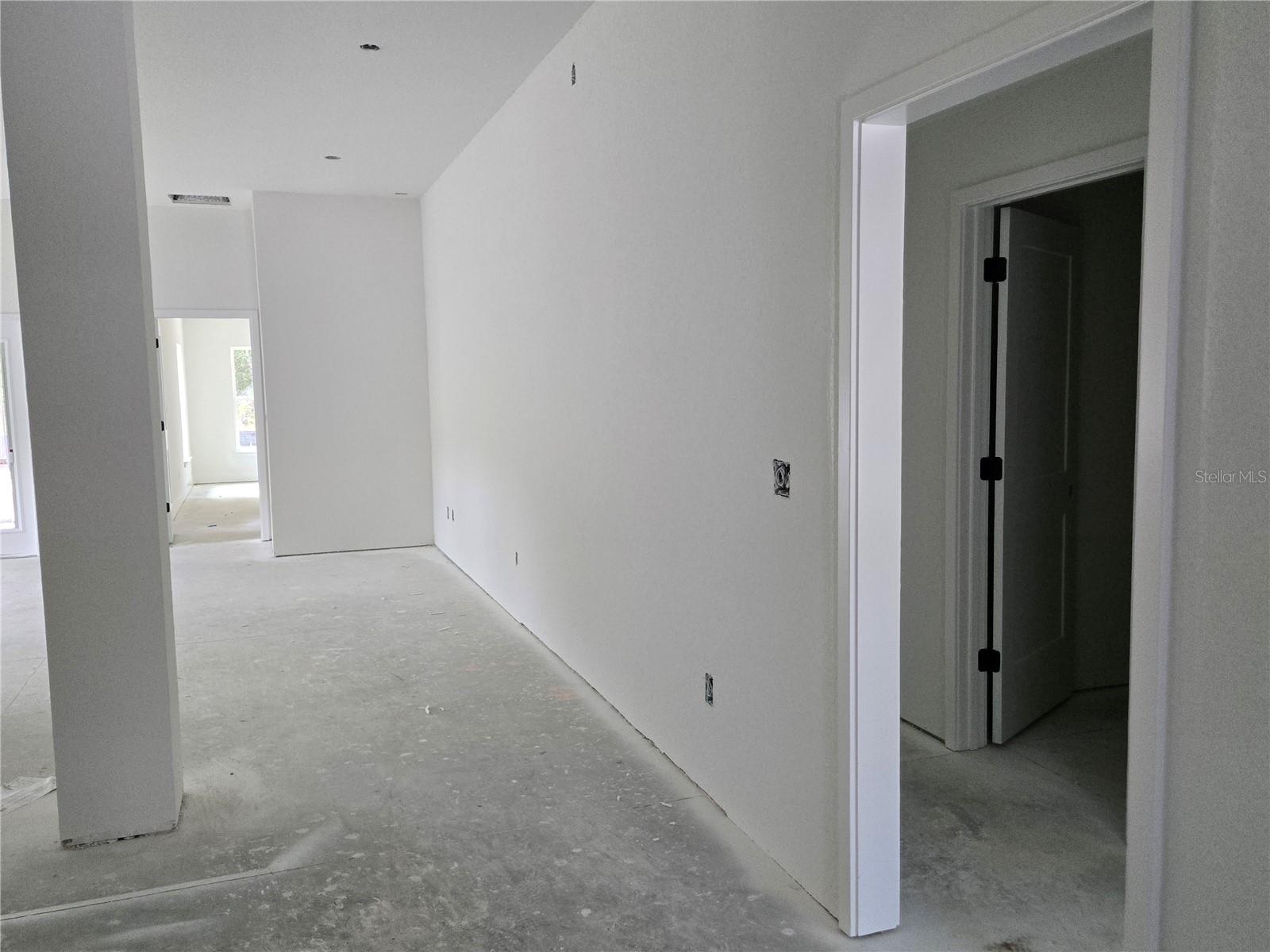 Listing photo id 20 for 2601 Clearwood Street