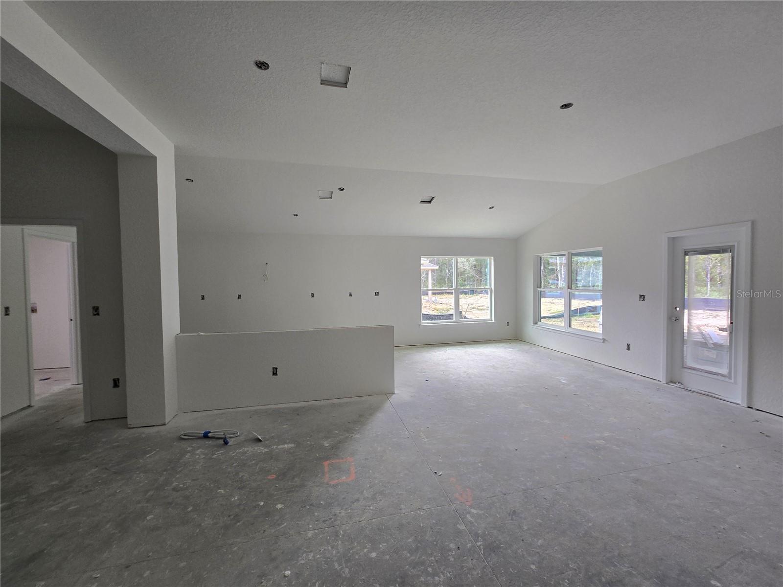 Listing photo id 24 for 2601 Clearwood Street