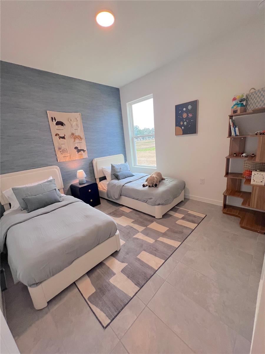 Image 11 of 14 For 4532 37th Street Rd