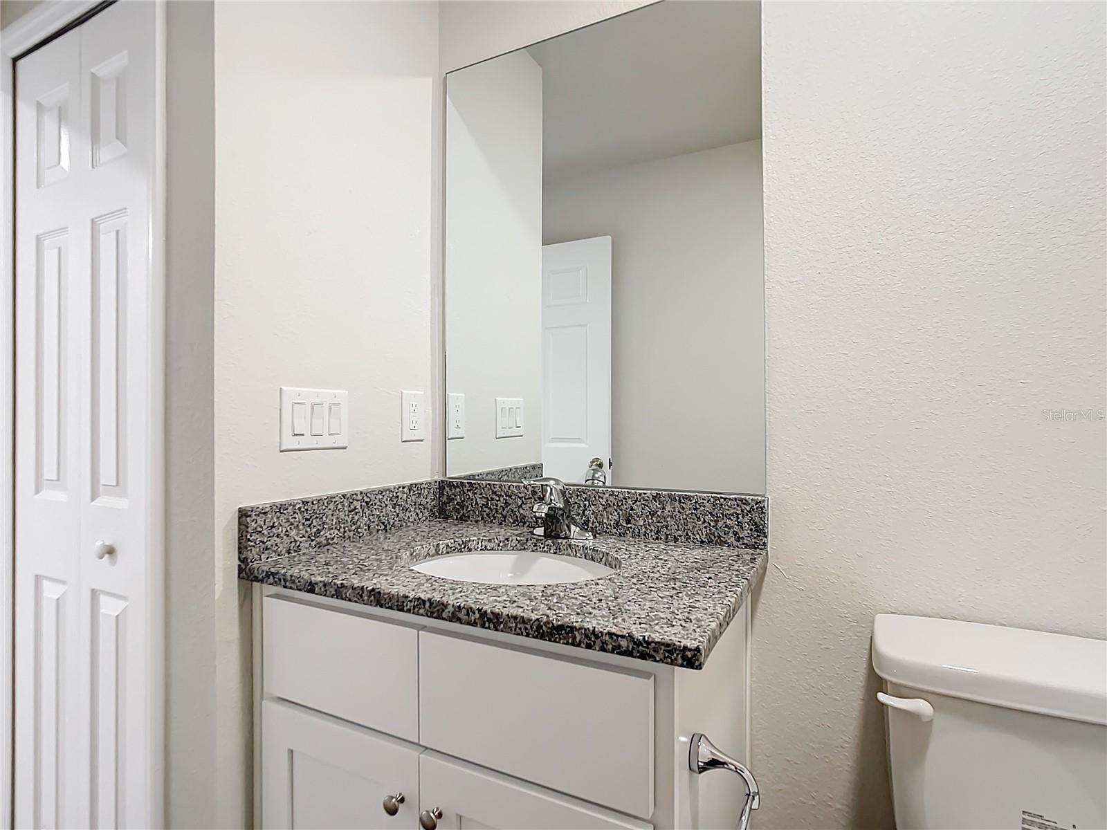 Image 13 of 22 For 1193 Victoria Avenue