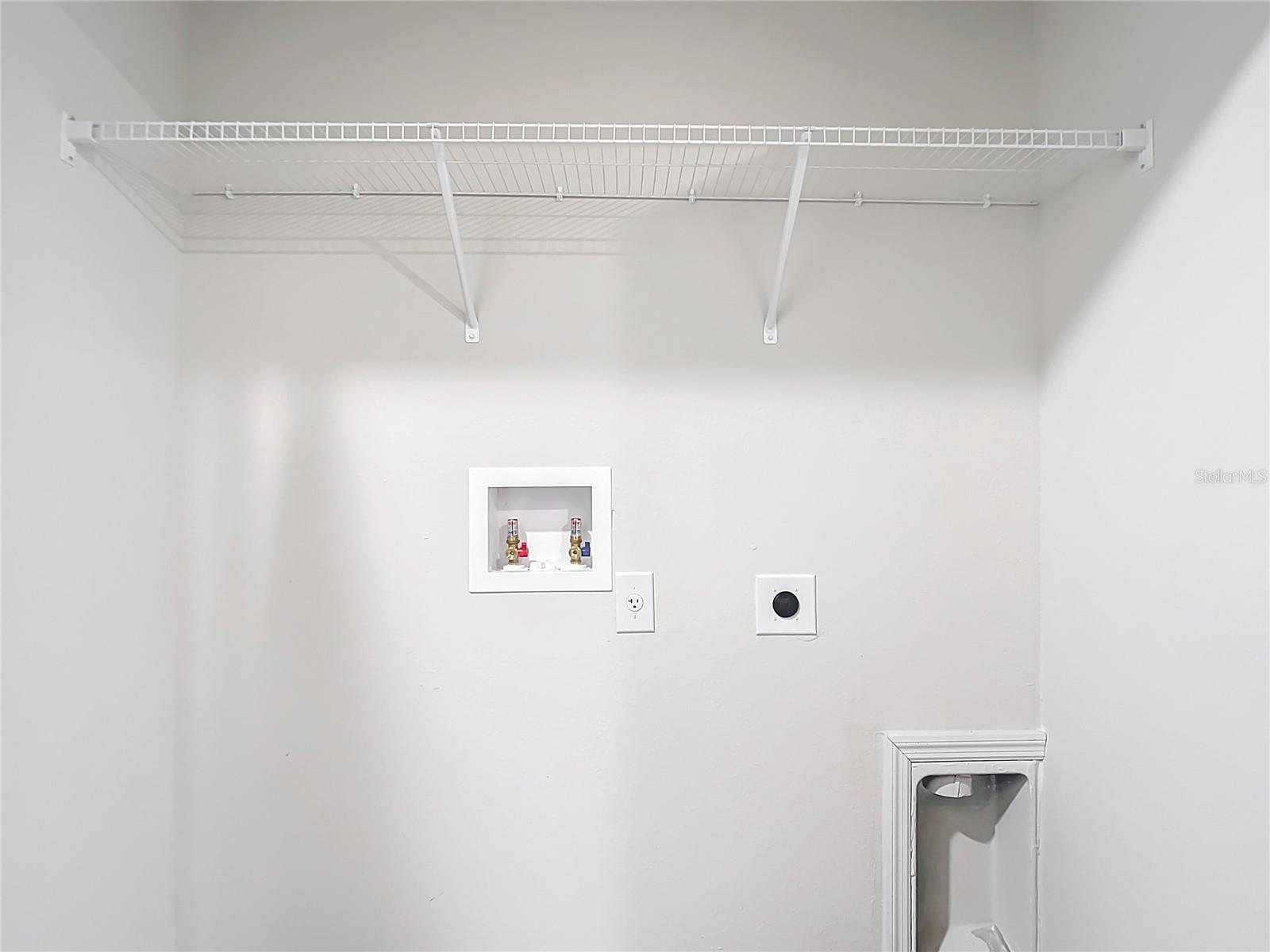 Image 21 of 22 For 1193 Victoria Avenue