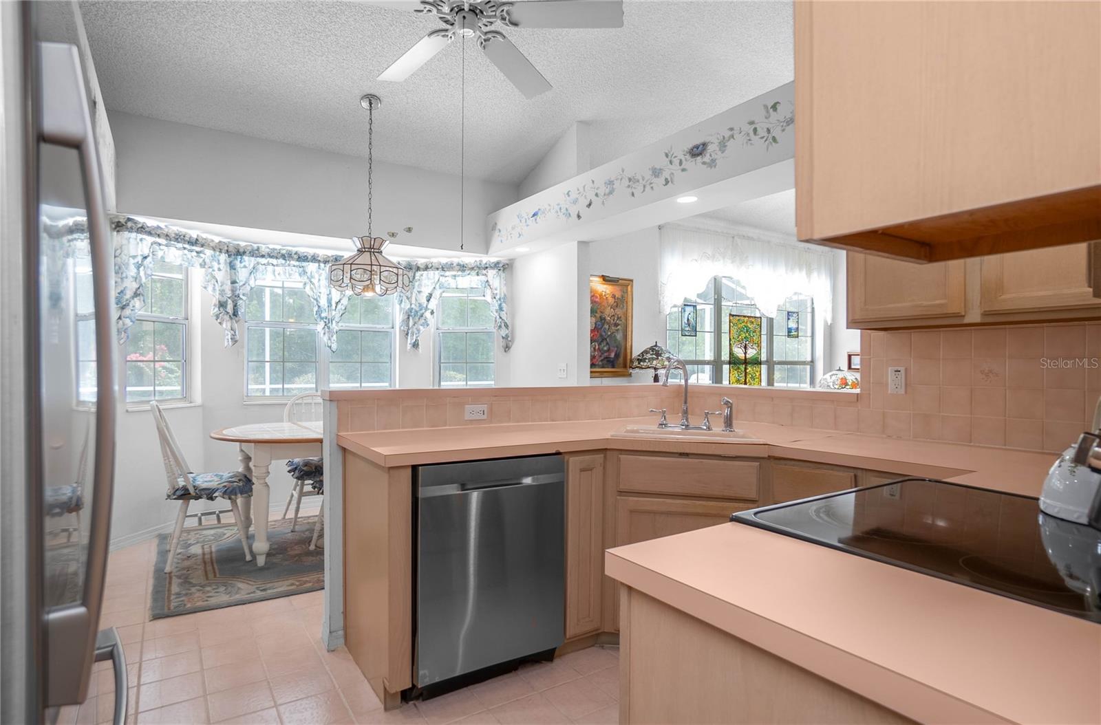 Image 14 of 57 For 11473 82nd Court Road