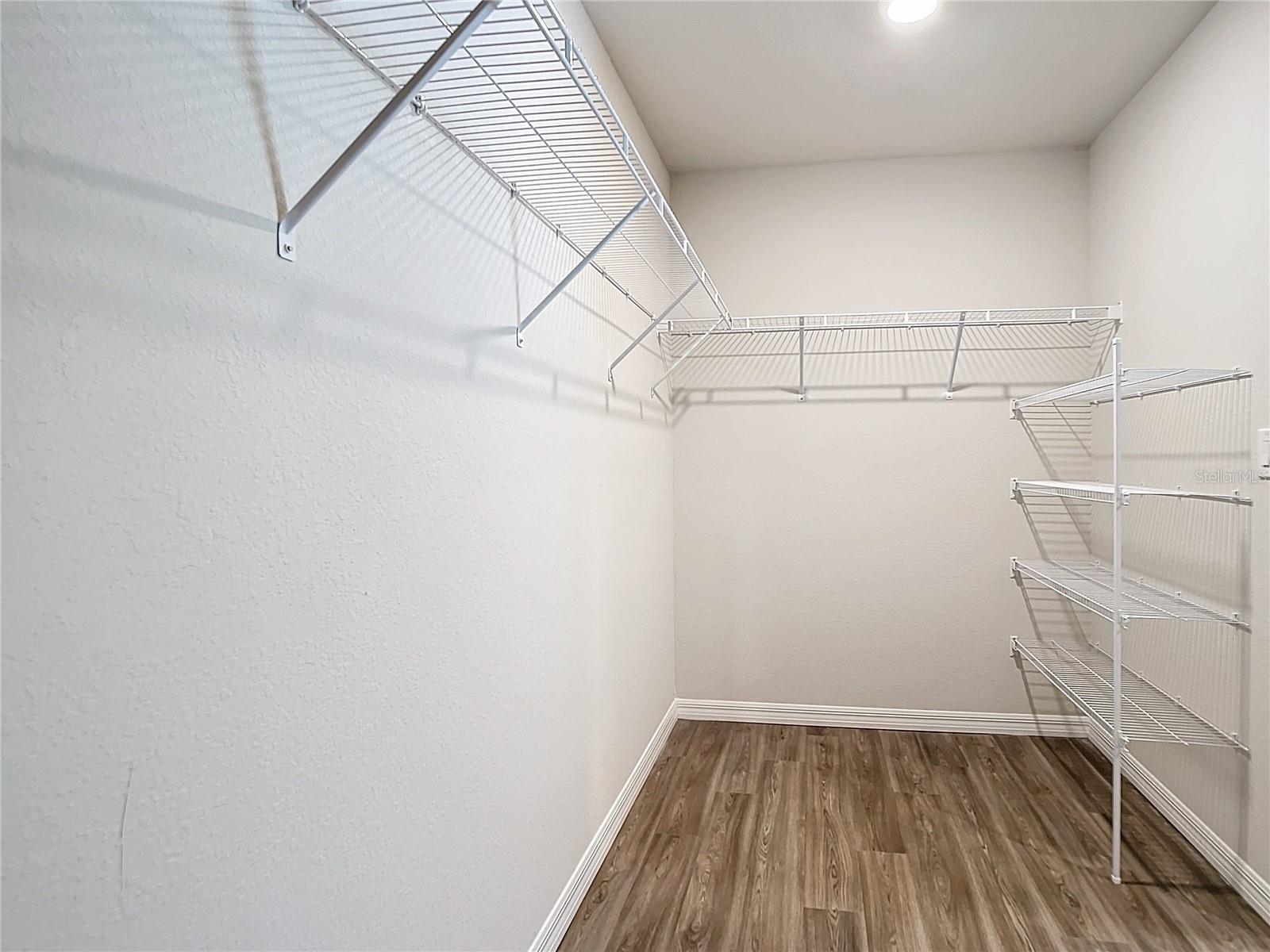 Image 13 of 20 For 17389 Tyler Avenue