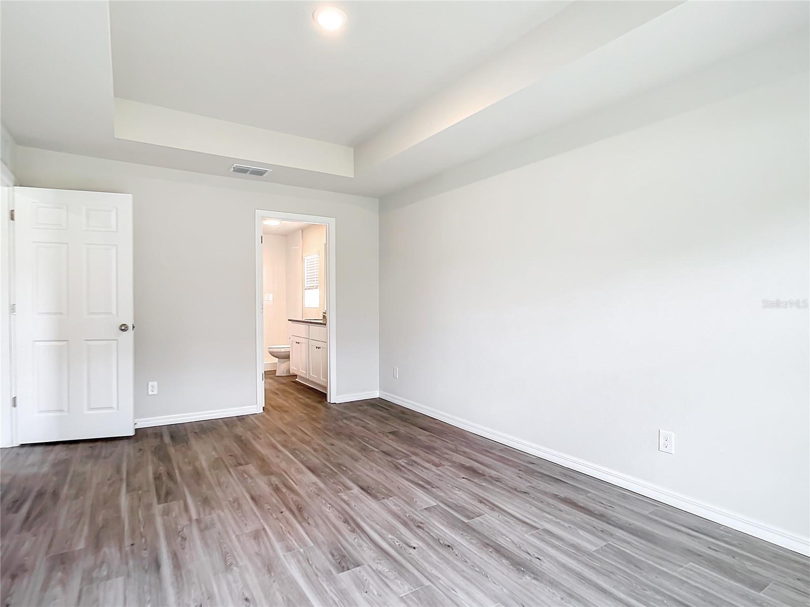 Image 10 of 14 For 2526 Rock Creek Drive