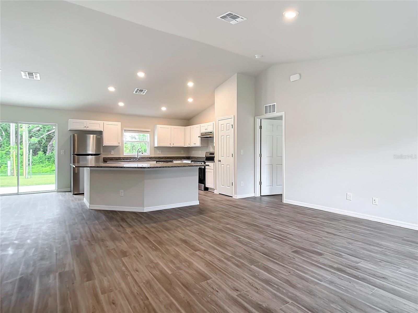 Image 2 of 14 For 2526 Rock Creek Drive