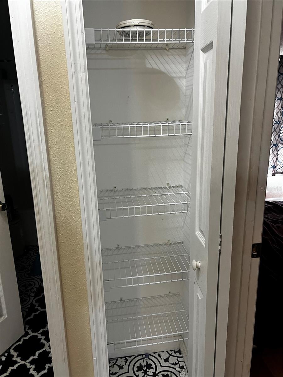 Image 36 of 79 For 27 Willow Road