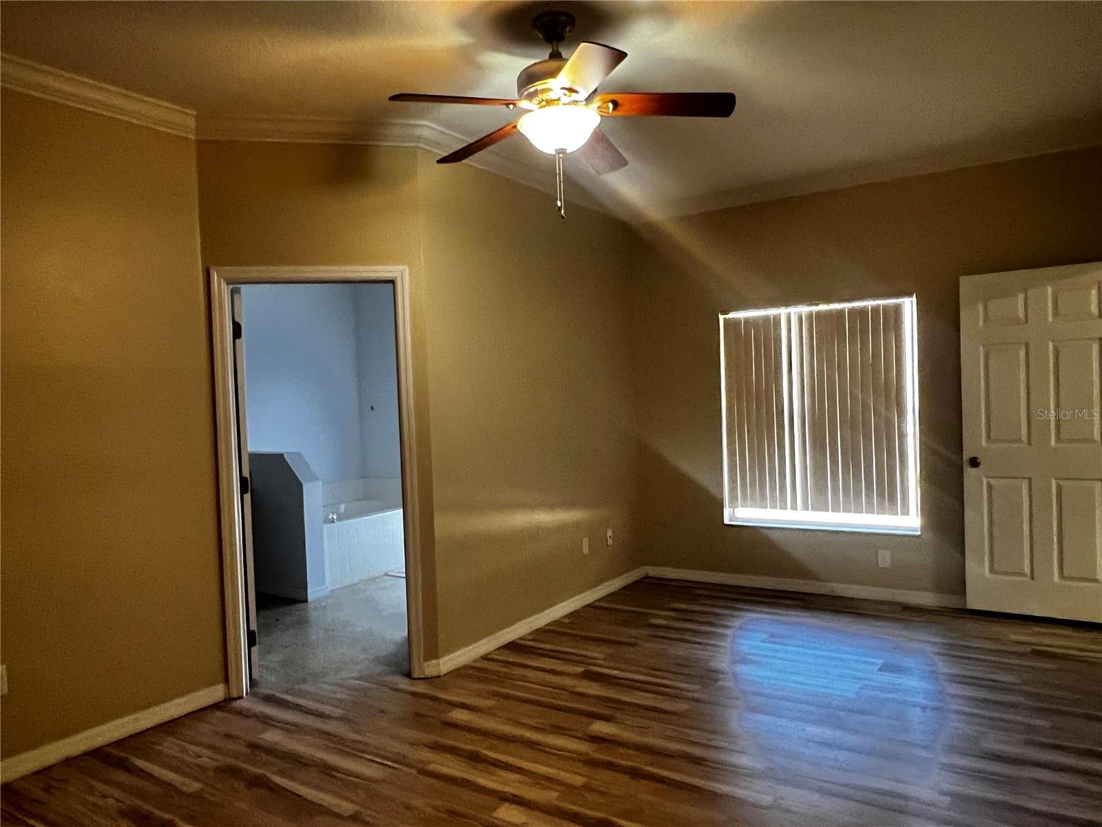 Image 46 of 79 For 27 Willow Road