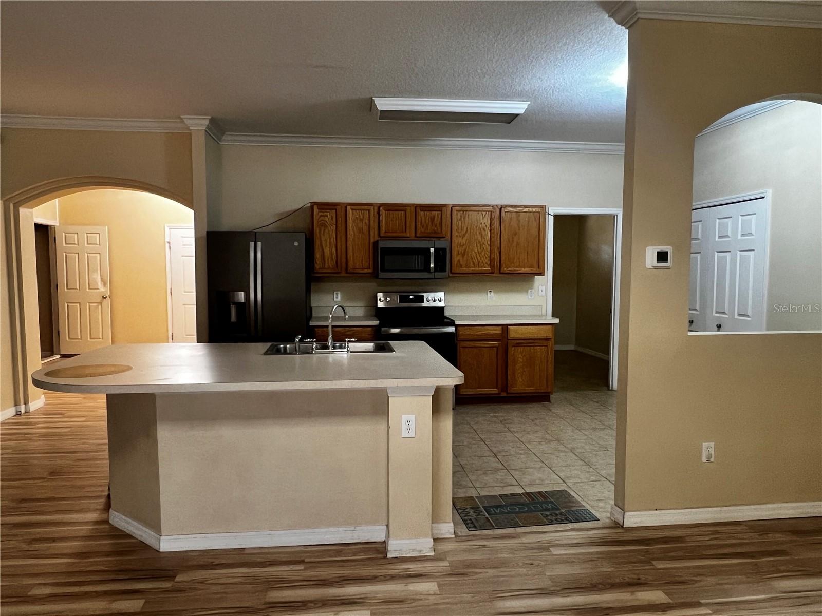 Image 57 of 79 For 27 Willow Road