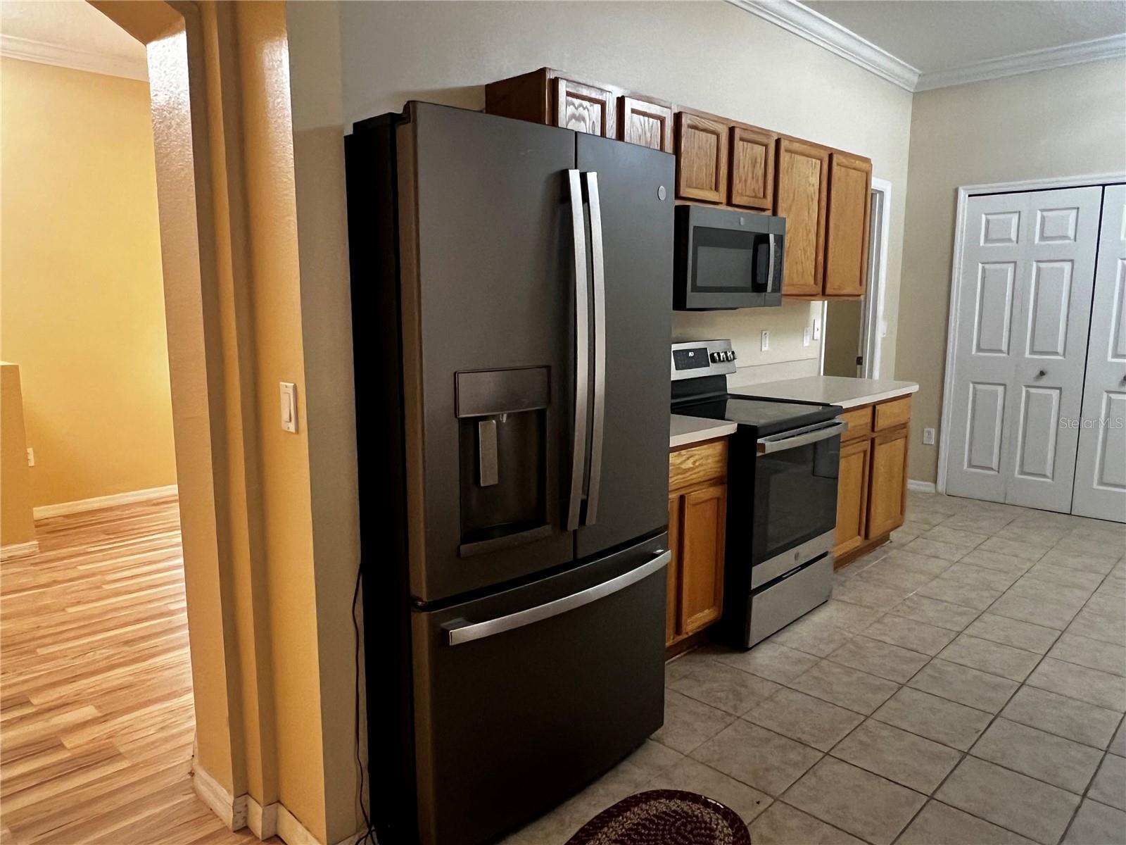 Image 60 of 79 For 27 Willow Road