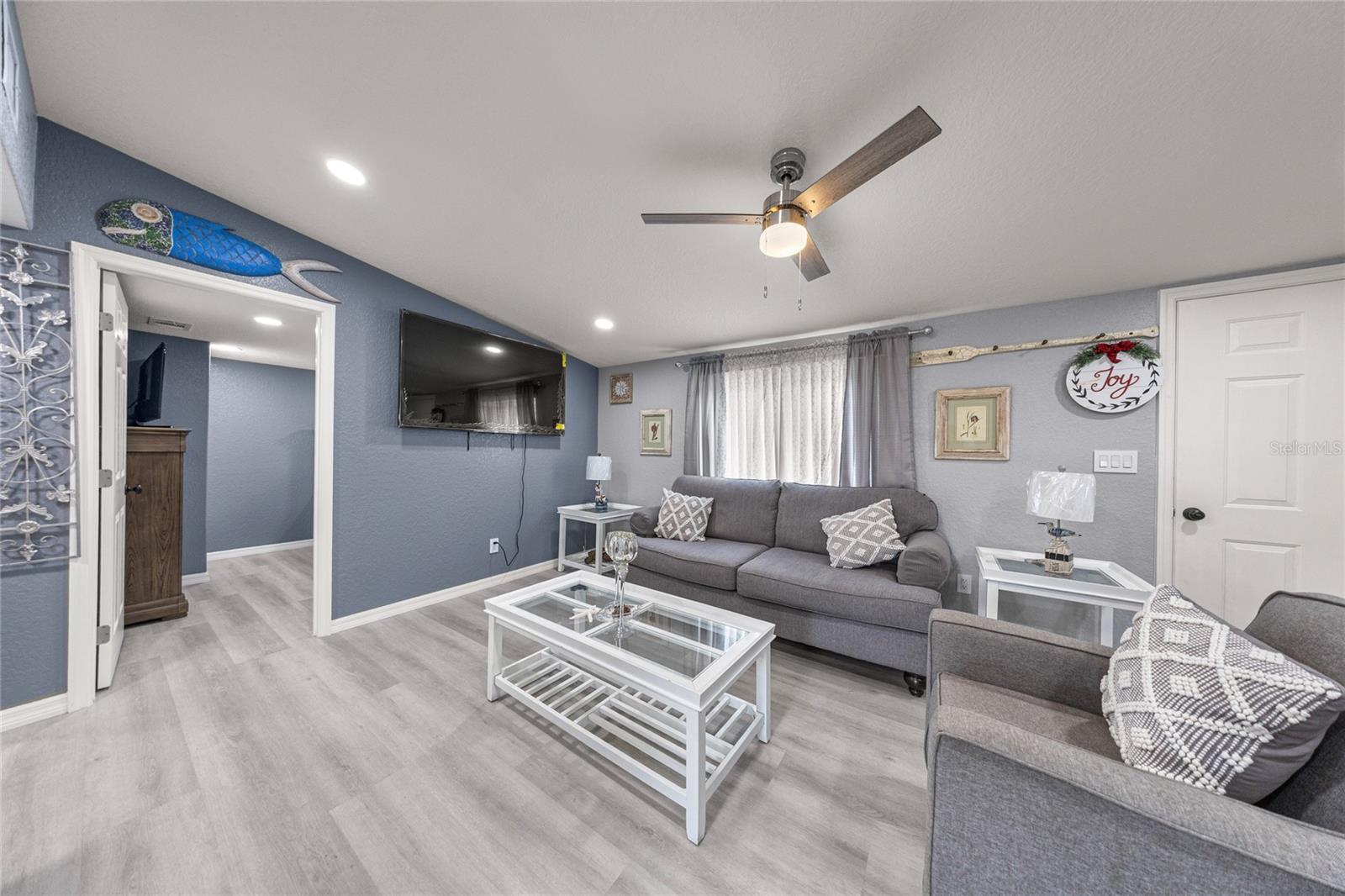 Image 14 of 35 For 8612 156th Place