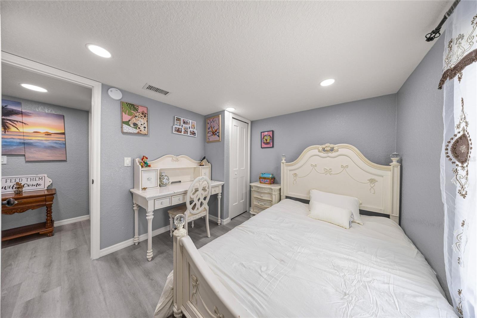 Image 19 of 35 For 8612 156th Place