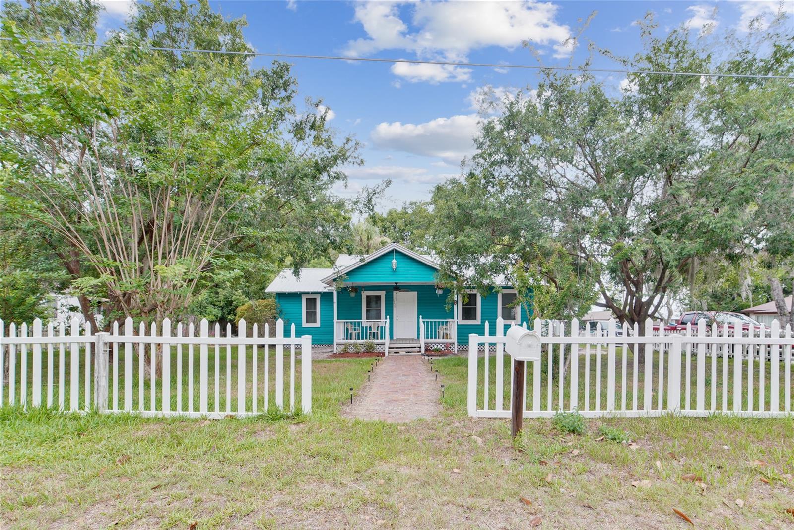 Image 2 of 38 For 1138 9th Avenue