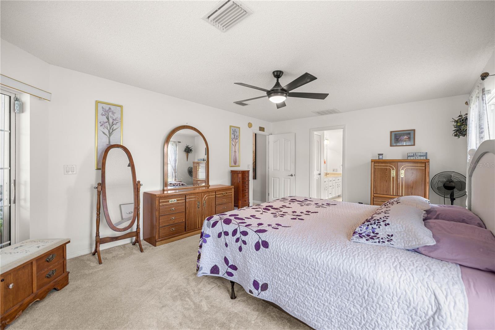 Image 19 of 47 For 11060 53rd Circle