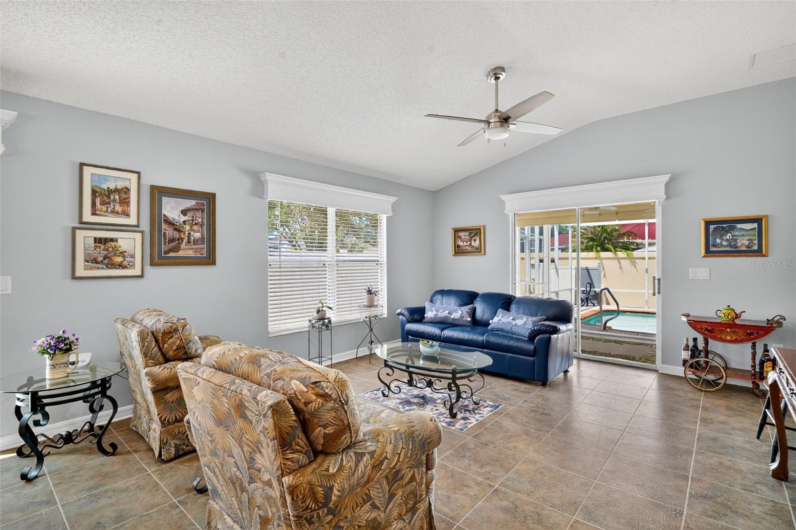 Image 10 of 32 For 1137 Summerton Street