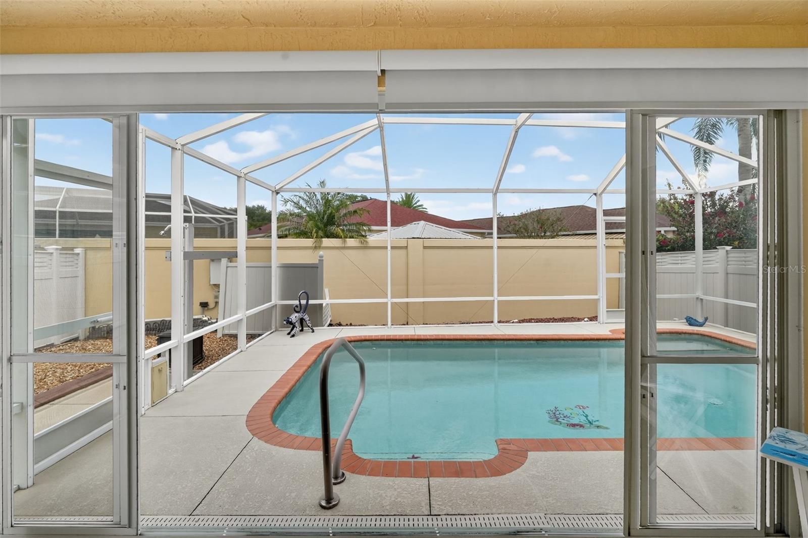 Image 24 of 32 For 1137 Summerton Street