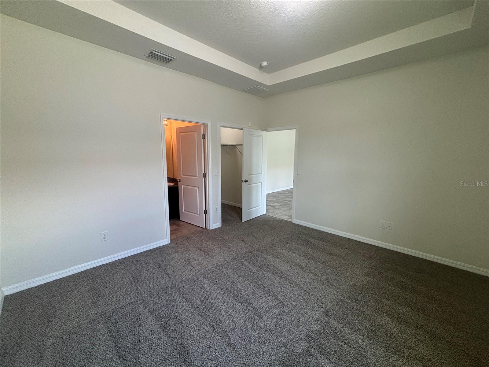 Image 21 of 37 For 5915 49th Avenue