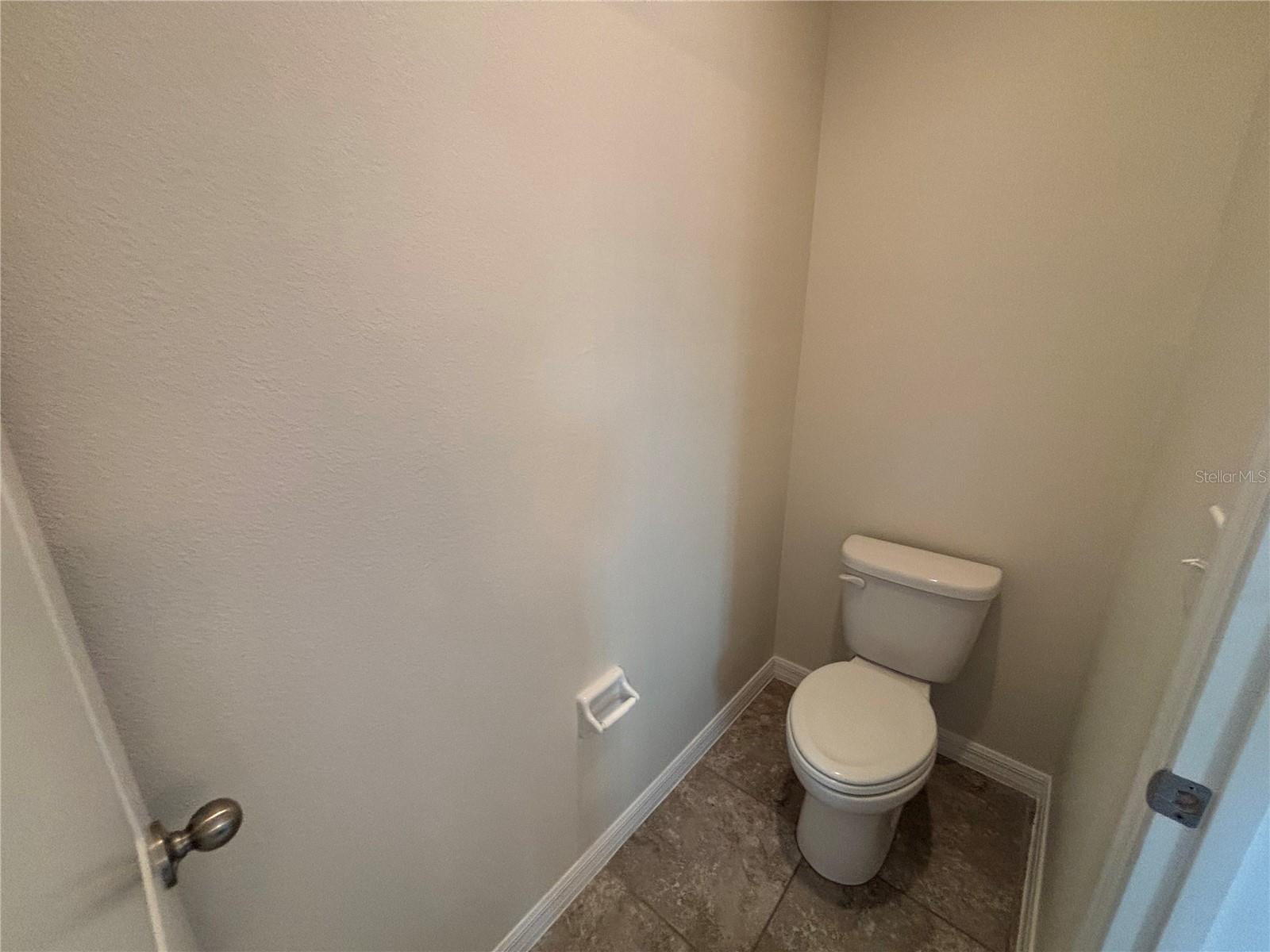 Image 9 of 37 For 5915 49th Avenue