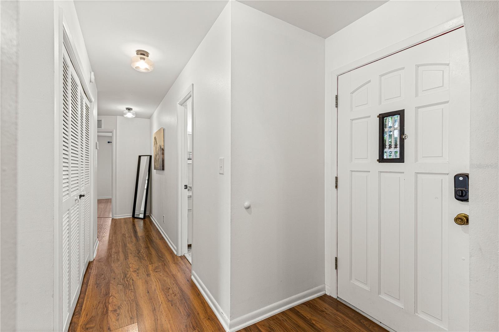 Image 4 of 83 For 5060 25th Avenue