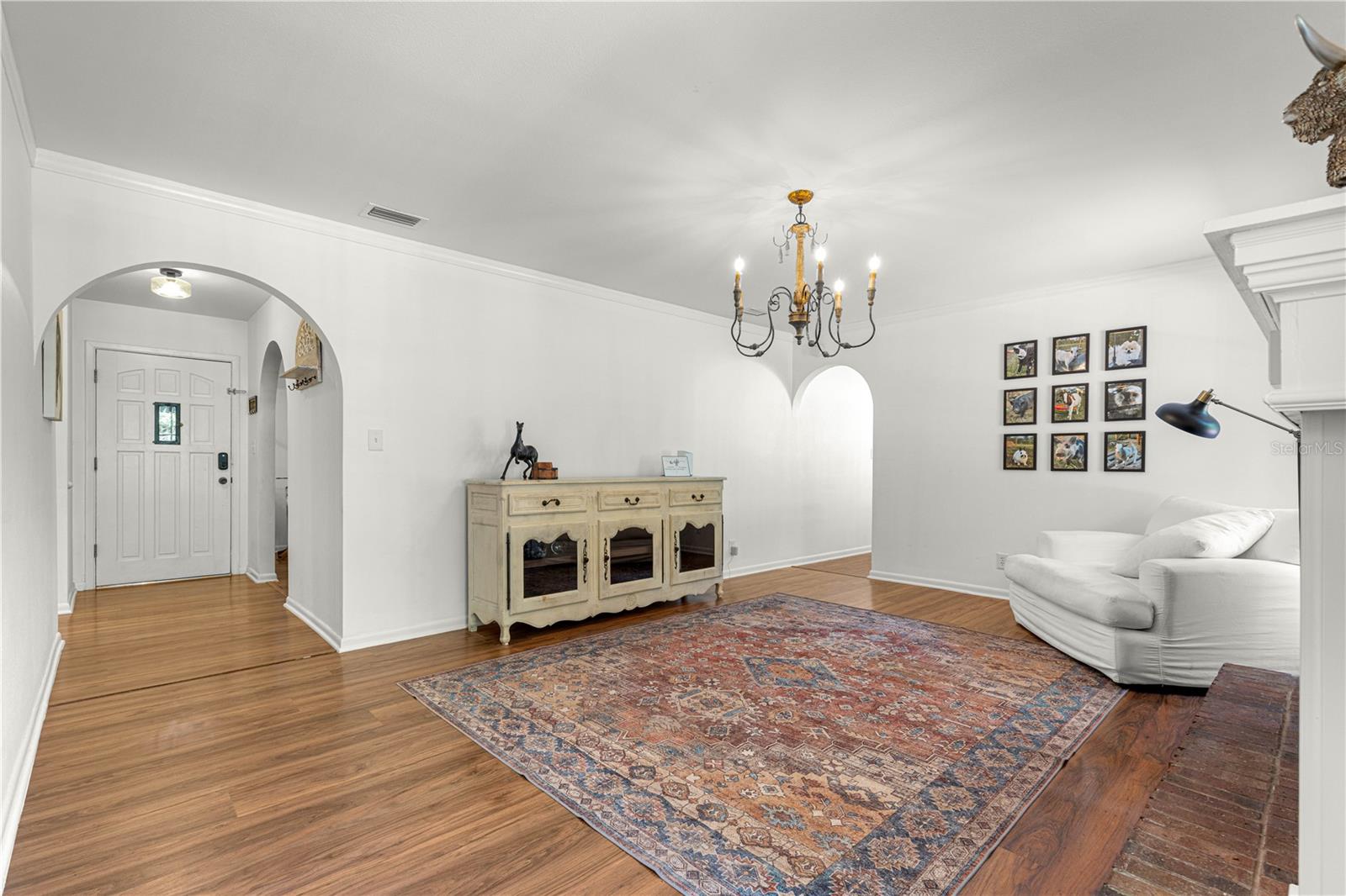 Image 8 of 83 For 5060 25th Avenue