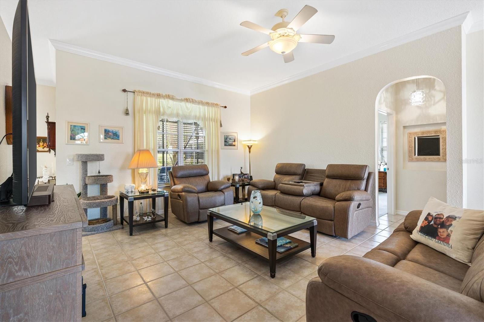 Image 6 of 50 For 17998 115th Circle