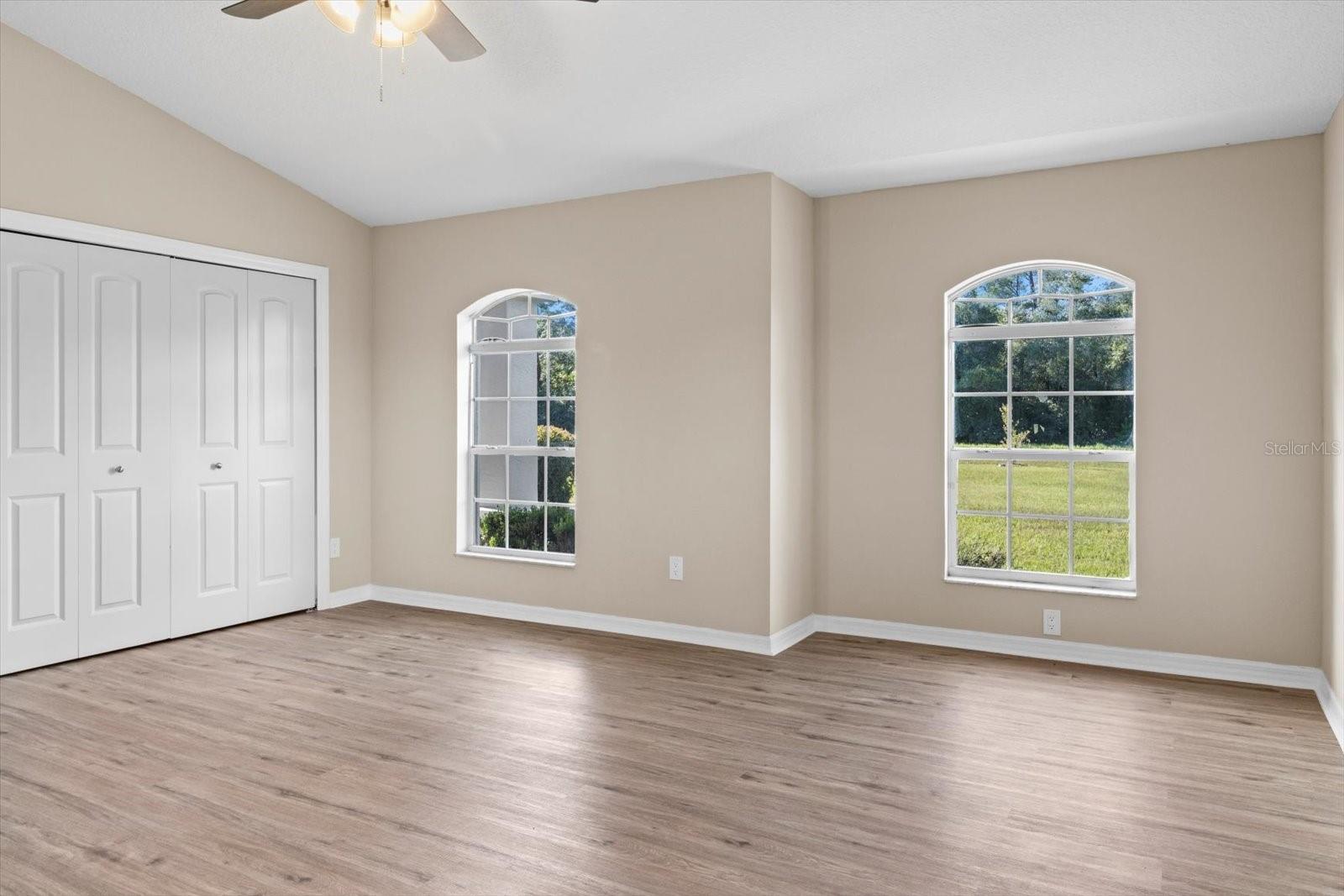 Image 12 of 32 For 15870 40th Terrace