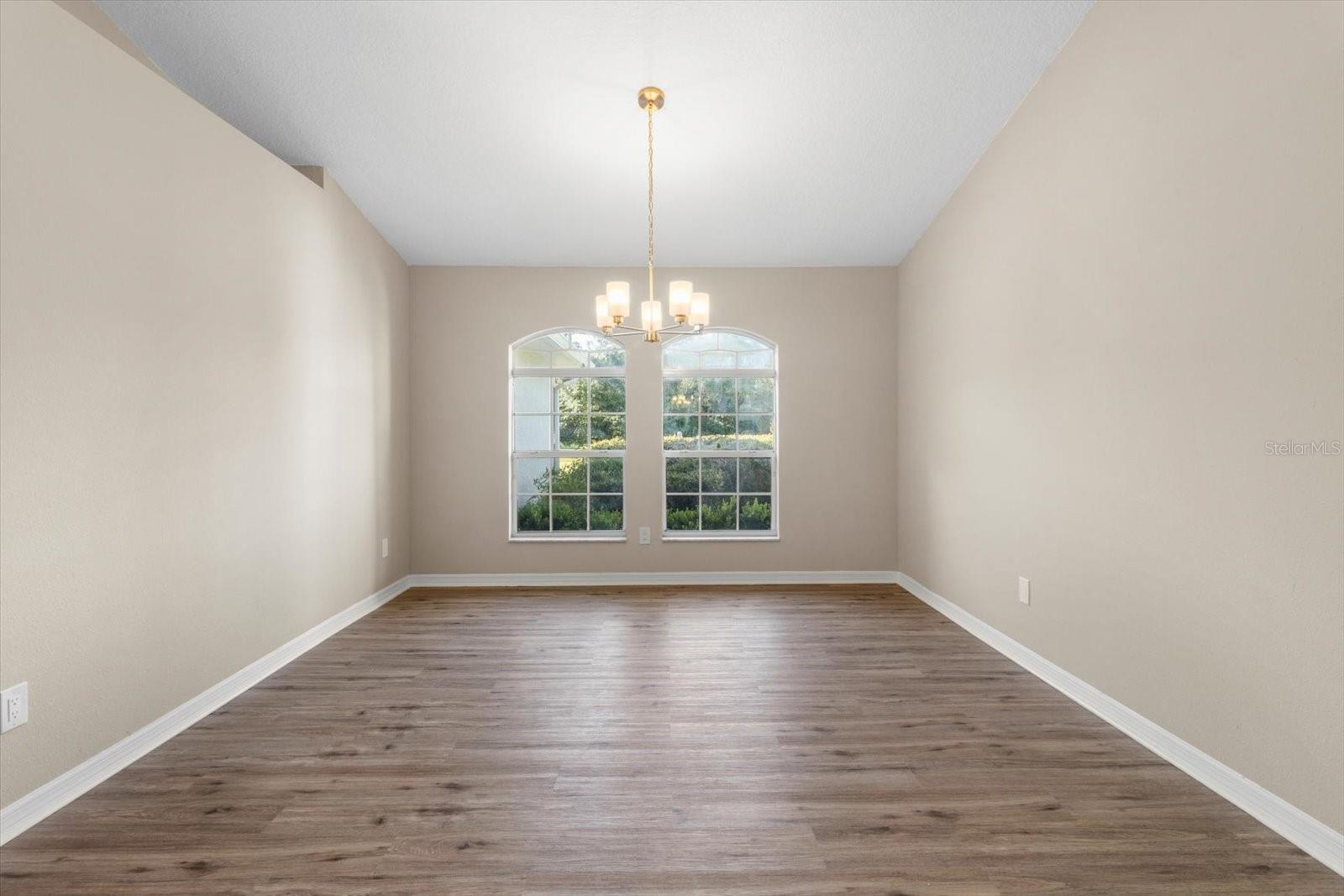 Image 3 of 32 For 15870 40th Terrace