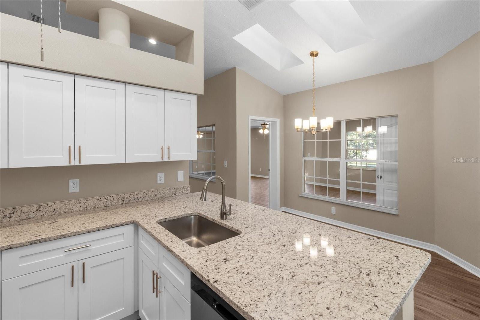 Image 6 of 32 For 15870 40th Terrace