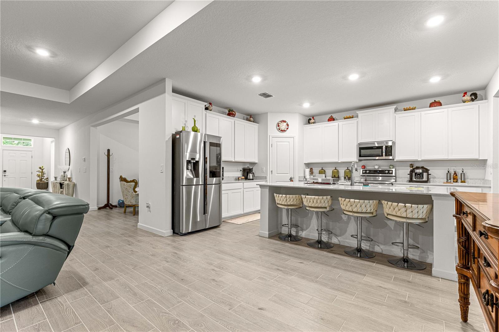 Image 17 of 49 For 19569 77th Place