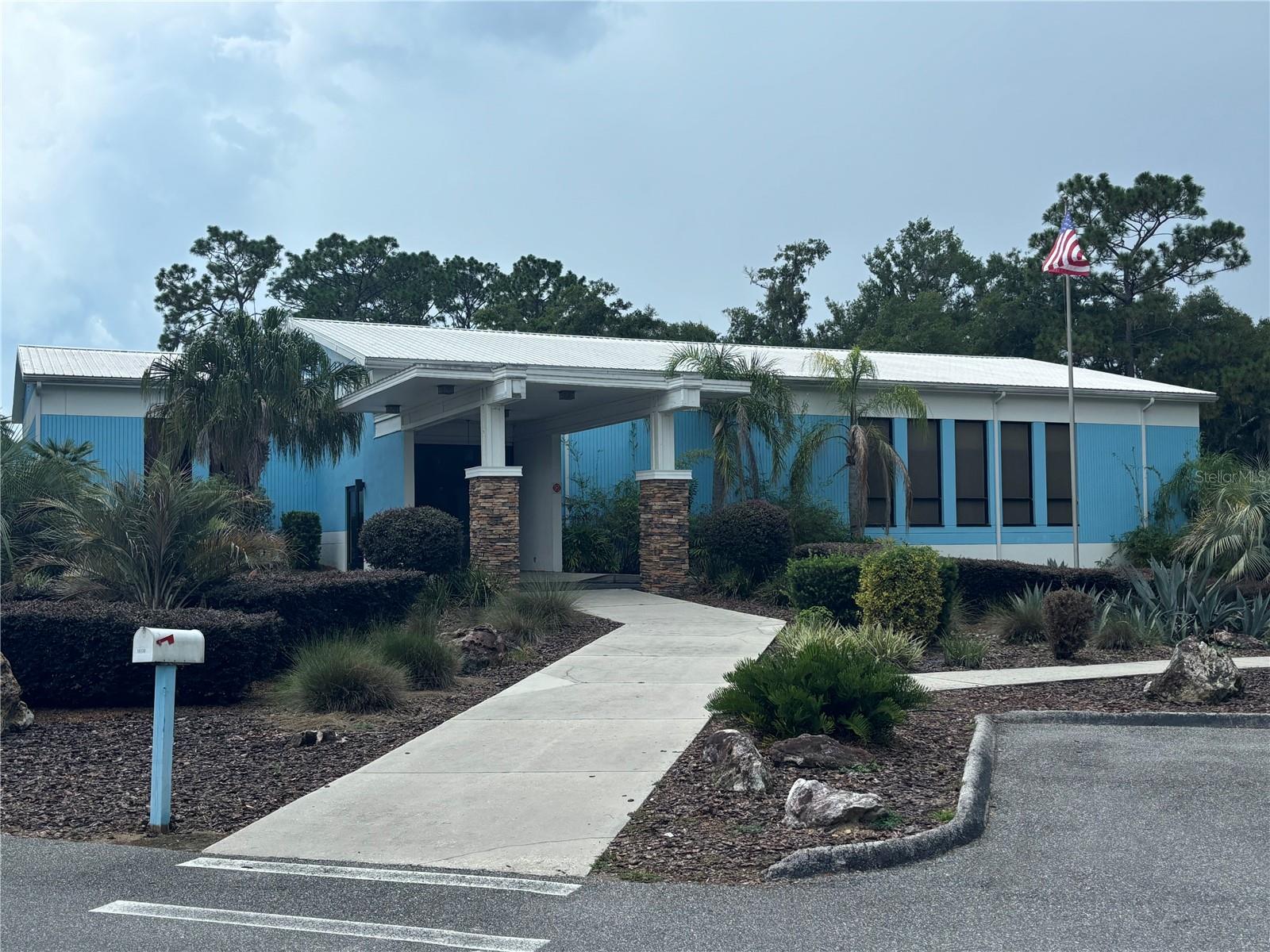Image 43 of 49 For 19569 77th Place