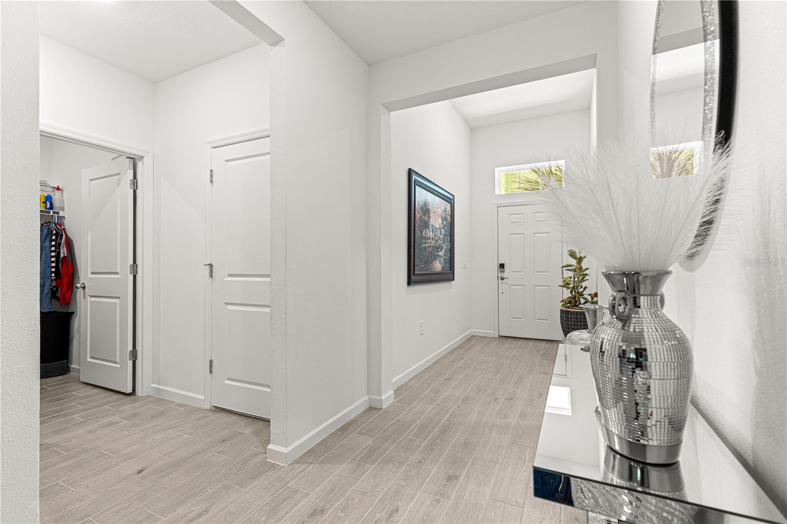 Image 6 of 49 For 19569 77th Place
