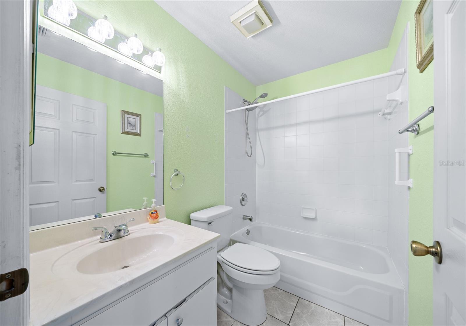 Image 18 of 50 For 17789 113th Terrace