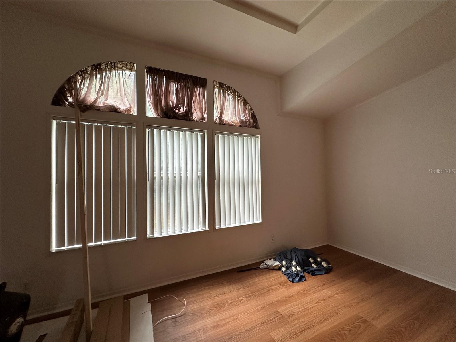 Image 14 of 54 For 951 160th Avenue