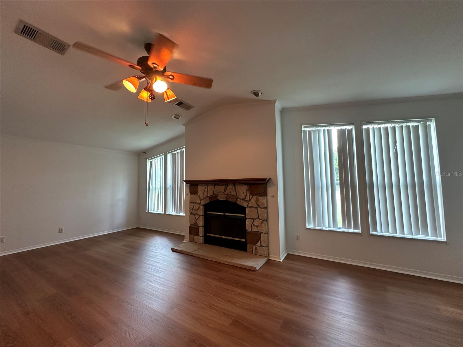 Image 16 of 54 For 951 160th Avenue