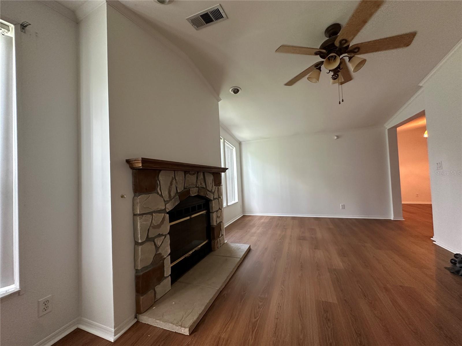 Image 17 of 54 For 951 160th Avenue