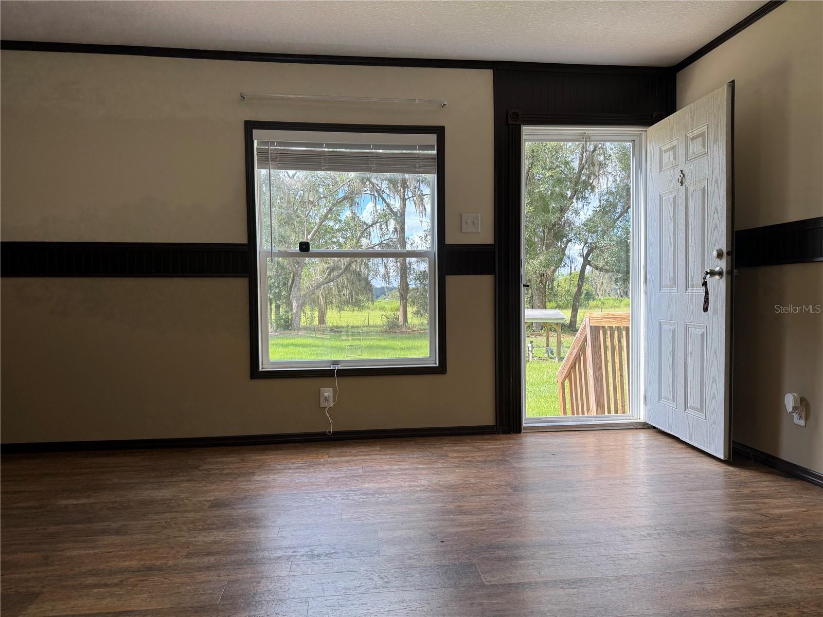 Image 31 of 90 For 10755 160th Street