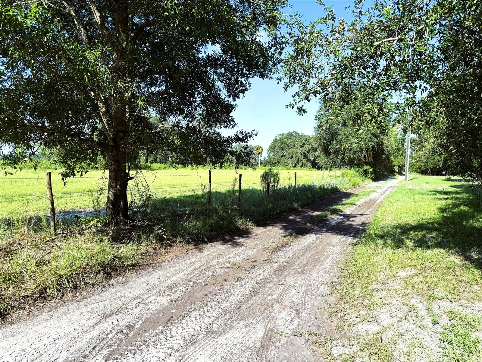 Image 8 of 90 For 10755 160th Street