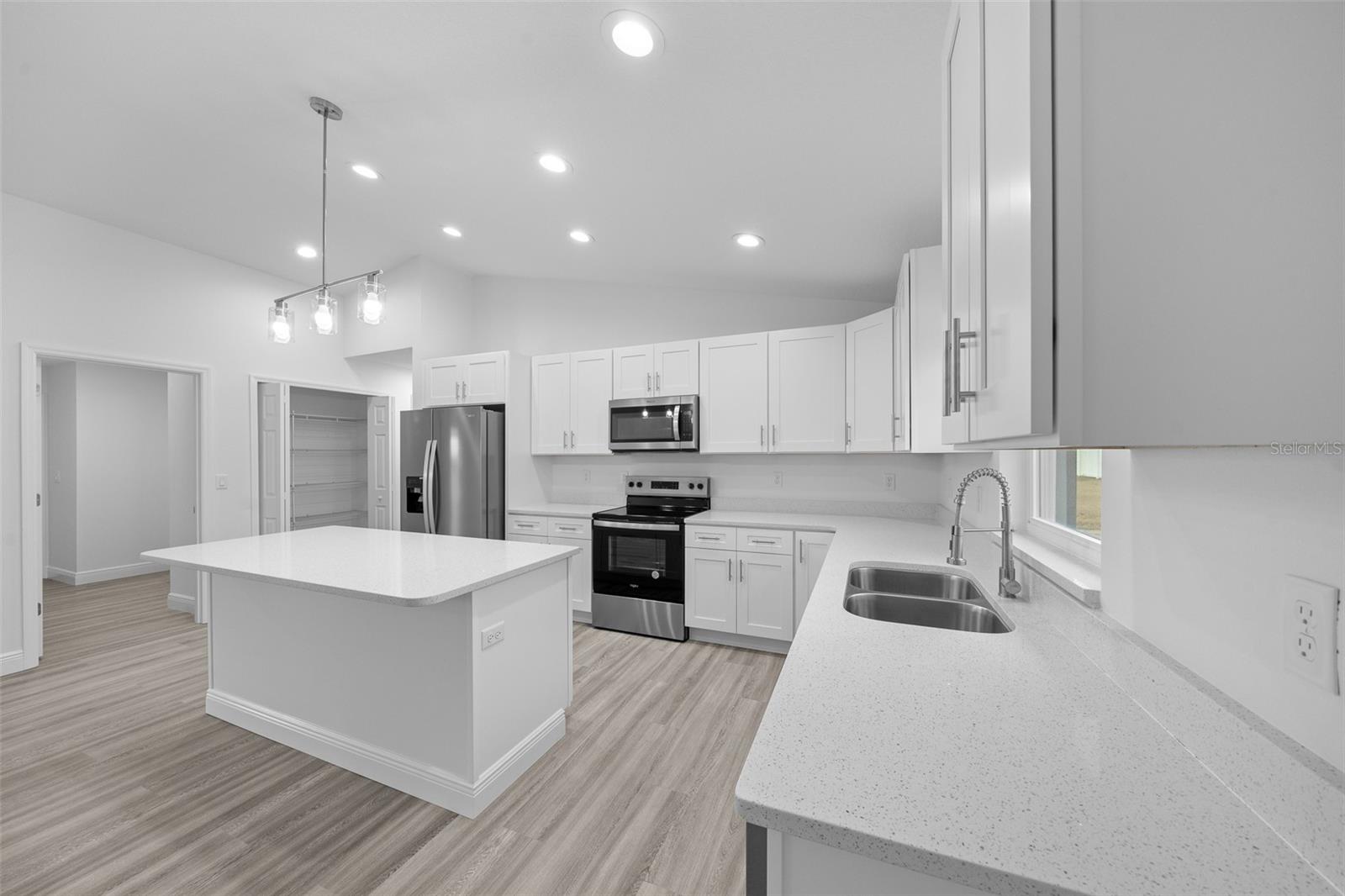 Image 15 of 32 For 31 Juniper Dr