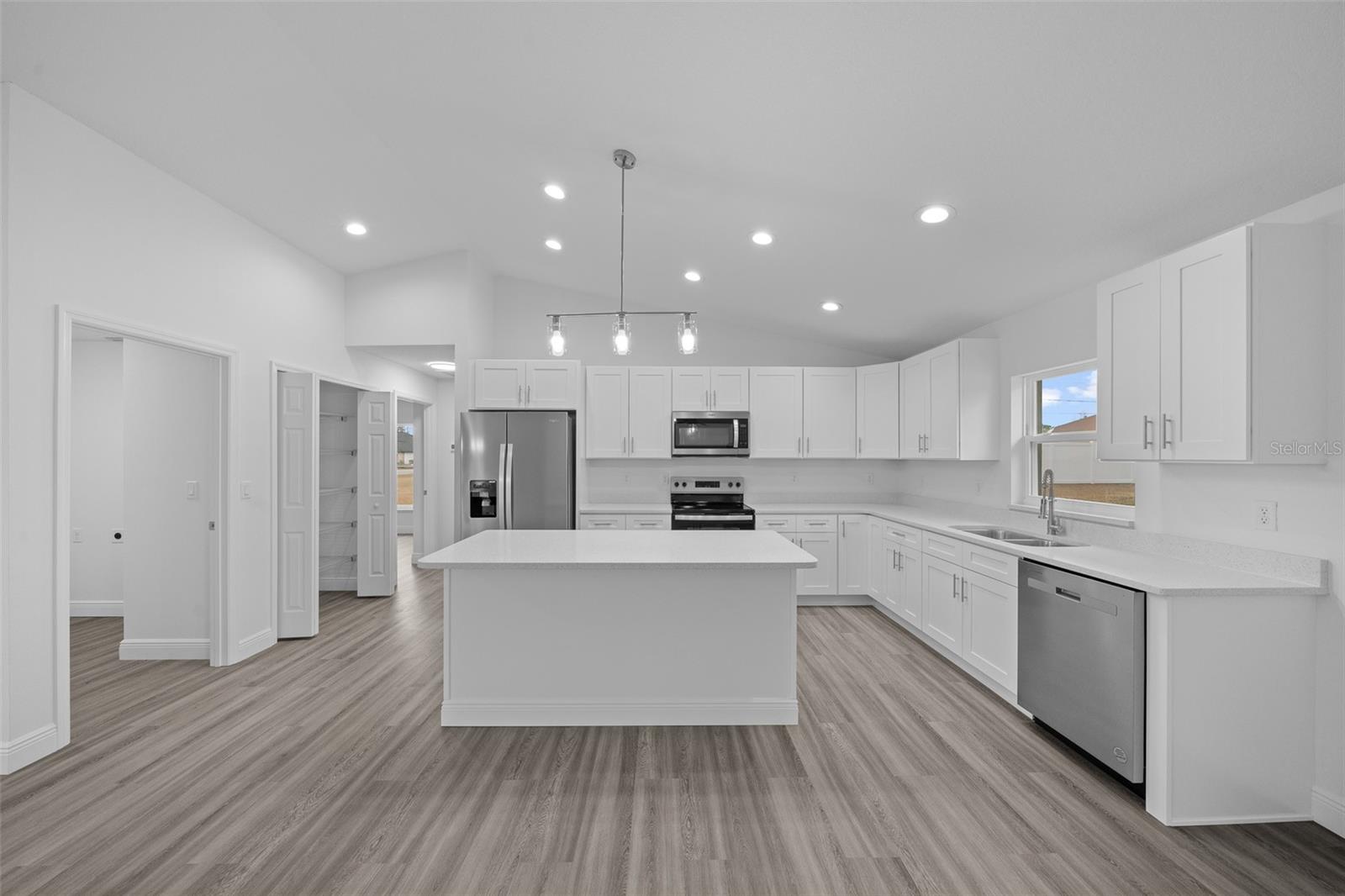 Image 18 of 32 For 31 Juniper Dr