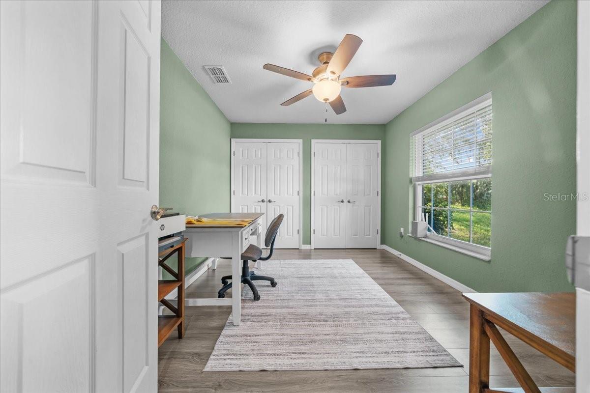 Listing photo id 10 for 767 66th Place
